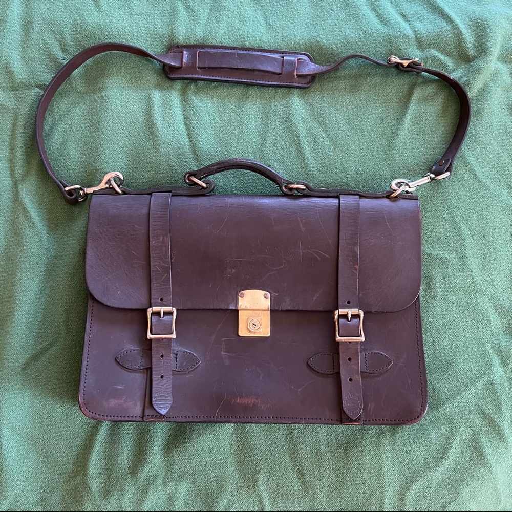 Filson Bridle Leather Briefcase - Field Satchel Made In USA Veg Tan Leather - Picture 12 of 14
